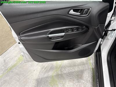 2016 Ford C-MAX Hybrid SE - Photo 21 - Bethany, CT 06524