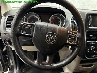 2018 Dodge Grand Caravan SE - Photo 3 - Bethany, CT 06524