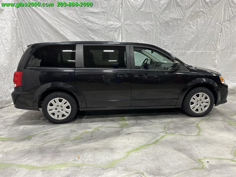 2018 Dodge Grand Caravan SE - Photo 14 - Bethany, CT 06524