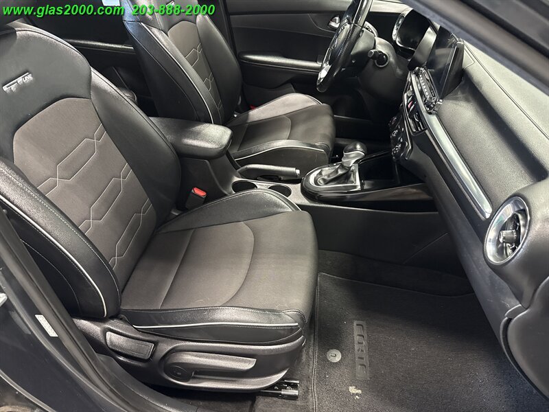 2021 Kia Forte GT-Line - Photo 5 - Bethany, CT 06524