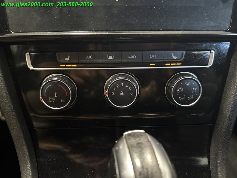 2018 Volkswagen Golf 2.0T SE - Photo 31 - Bethany, CT 06524