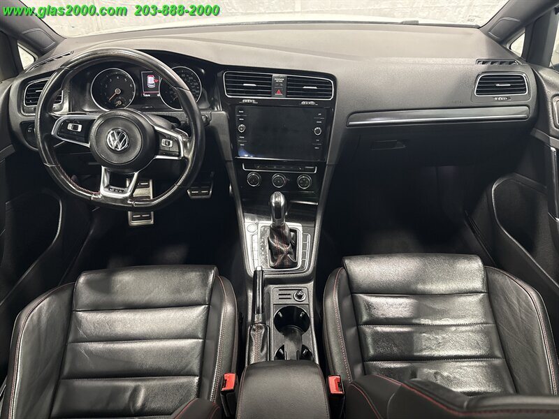 2018 Volkswagen Golf 2.0T SE - Photo 6 - Bethany, CT 06524