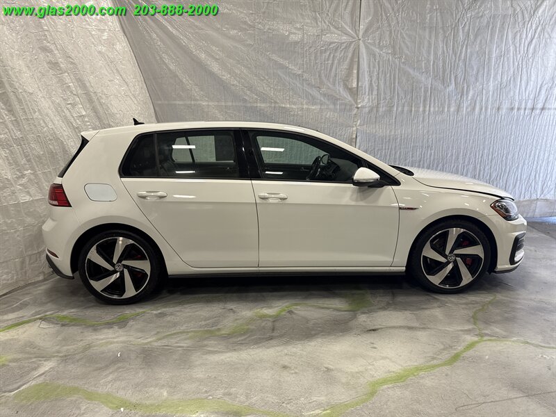 2018 Volkswagen Golf 2.0T SE - Photo 14 - Bethany, CT 06524