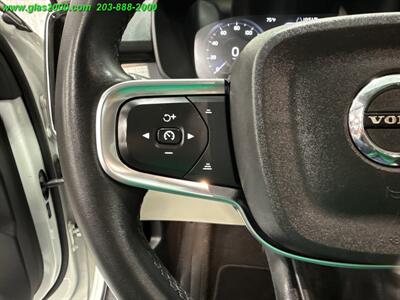 2022 Volvo XC40 Momentum   - Photo 27 - Bethany, CT 06524