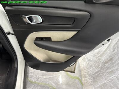 2022 Volvo XC40 Momentum   - Photo 29 - Bethany, CT 06524