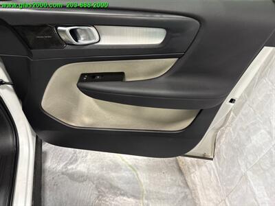 2022 Volvo XC40 Momentum   - Photo 26 - Bethany, CT 06524