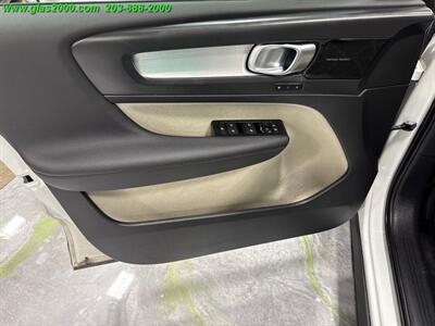 2022 Volvo XC40 Momentum   - Photo 25 - Bethany, CT 06524