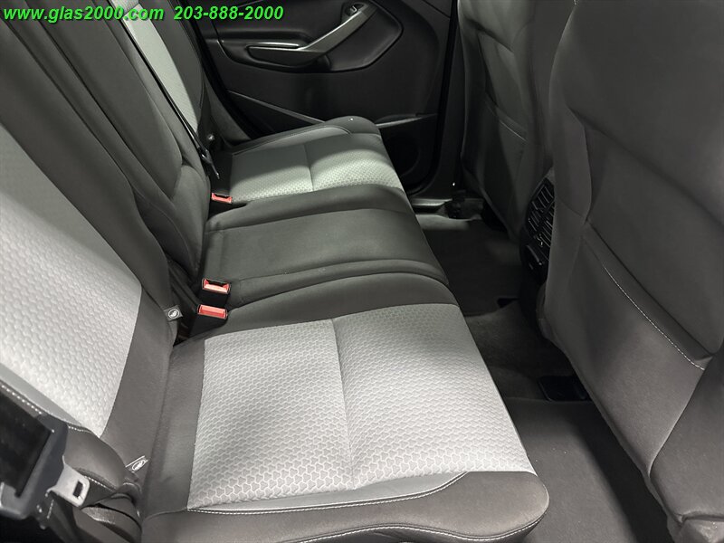 2017 Ford C-MAX Hybrid SE - Photo 10 - Bethany, CT 06524