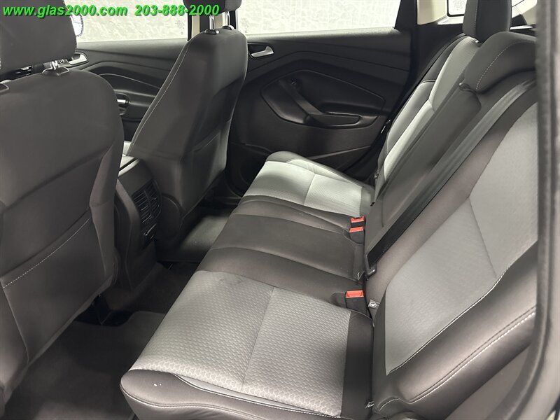 2017 Ford C-MAX Hybrid SE - Photo 9 - Bethany, CT 06524