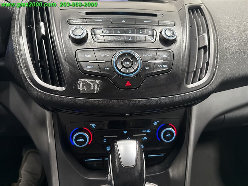 2017 Ford C-MAX Hybrid SE - Photo 17 - Bethany, CT 06524