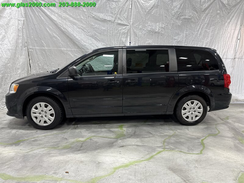 2017 Dodge Grand Caravan SE - Photo 13 - Bethany, CT 06524