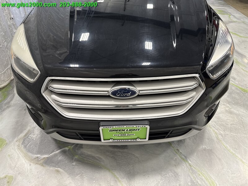 2018 Ford Escape SE - Photo 18 - Bethany, CT 06524