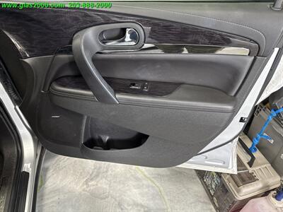 2017 Buick Enclave Premium Group   - Photo 33 - Bethany, CT 06524