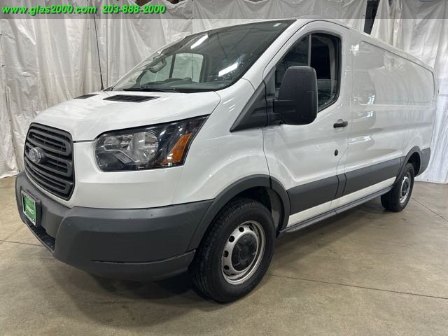 The 2018 Ford TRANSIT photos