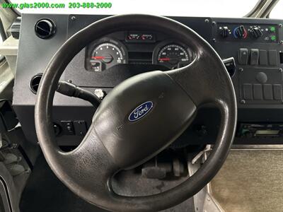 2014 Ford E-Series Van - Photo 4 - Bethany, CT 06524