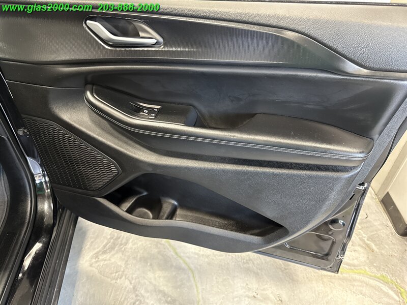 2023 Jeep Grand Cherokee Laredo - Photo 26 - Bethany, CT 06524