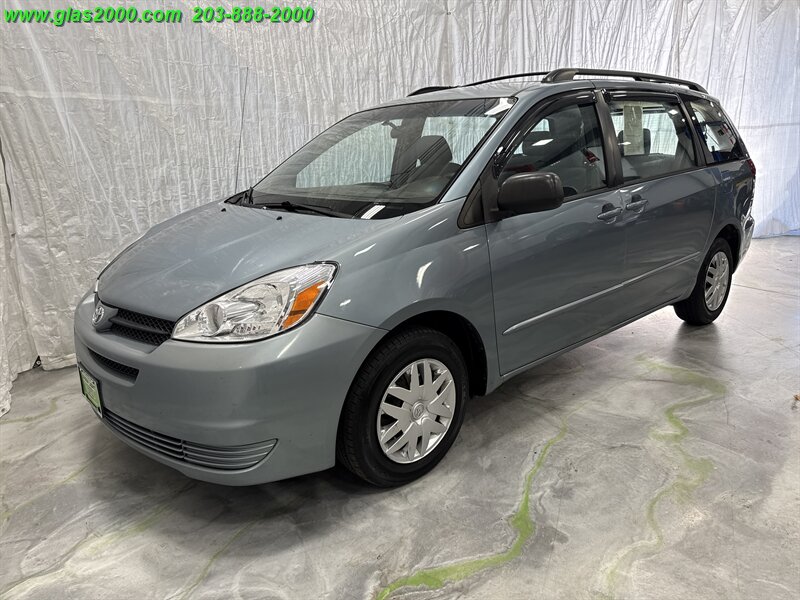 2005 Toyota Sienna CE 7 Passenger  