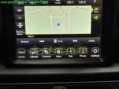 2021 Jeep Gladiator Overland   - Photo 11 - Bethany, CT 06524