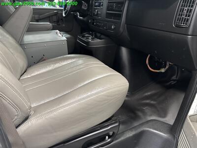 2018 Chevrolet Express Work Van Cargo   - Photo 5 - Bethany, CT 06524