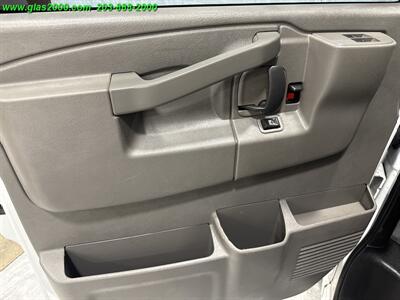 2018 Chevrolet Express Work Van Cargo   - Photo 21 - Bethany, CT 06524