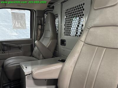 2018 Chevrolet Express Work Van Cargo   - Photo 16 - Bethany, CT 06524