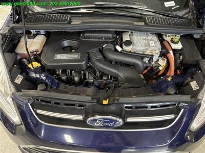 2017 Ford C-MAX Hybrid SE   - Photo 12 - Bethany, CT 06524