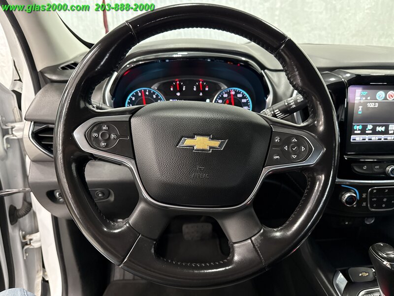 2018 Chevrolet Traverse LT Cloth w/1LT - Photo 4 - Bethany, CT 06524