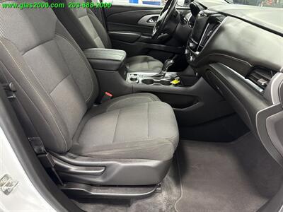 2018 Chevrolet Traverse LT Cloth w/1LT - Photo 5 - Bethany, CT 06524