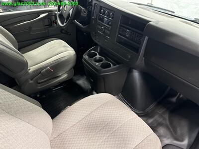 2011 Chevrolet Express Work Van Cargo   - Photo 3 - Bethany, CT 06524