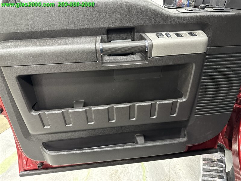 2016 Ford F-350 Lariat DRW - Photo 25 - Bethany, CT 06524