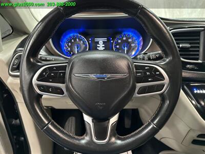 2018 Chrysler Pacifica Touring L   - Photo 4 - Bethany, CT 06524