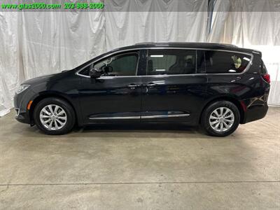 2018 Chrysler Pacifica Touring L   - Photo 13 - Bethany, CT 06524
