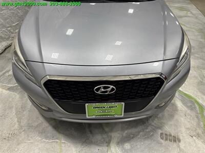 2016 Hyundai SONATA Hybrid SE - Photo 18 - Bethany, CT 06524