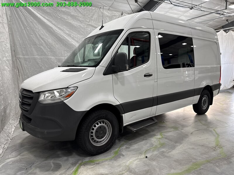 2020 Mercedes-Benz Sprinter Crew 144 WB  