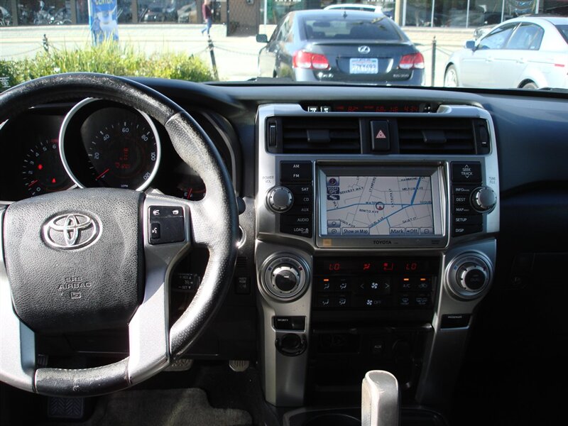 2012 Toyota 4Runner SR5 photo