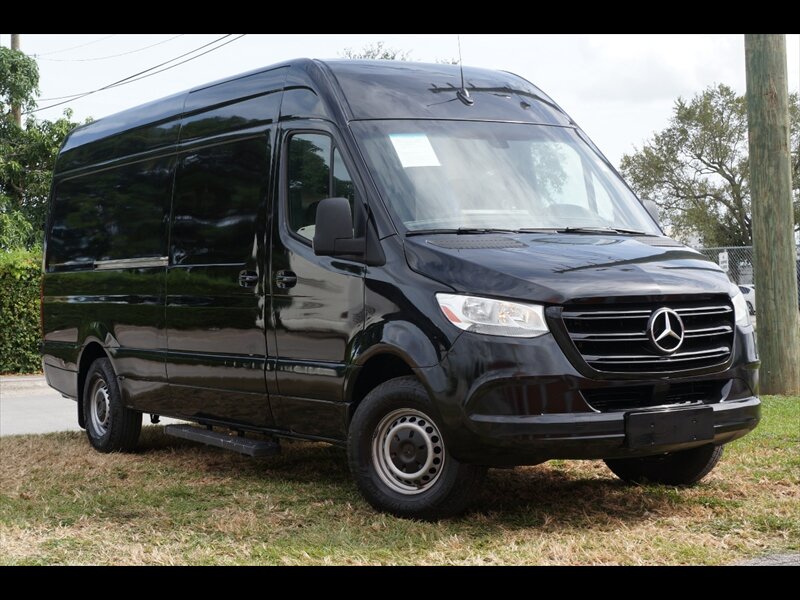 2019 Mercedes-Benz Sprinter Crew Van