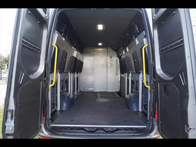 2019 Mercedes-Benz Sprinter 2500   - Photo 15 - Miami, FL 33142
