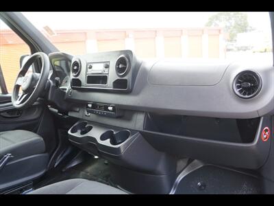 2019 Mercedes-Benz Sprinter 2500  LWB - Photo 26 - Miami, FL 33142