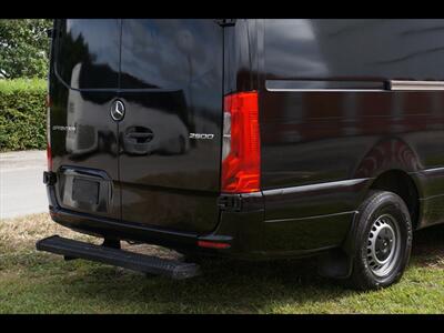 2019 Mercedes-Benz Sprinter 2500  LWB - Photo 11 - Miami, FL 33142