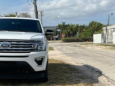 2021 Ford Expedition MAX Limited   - Photo 10 - Miami, FL 33142
