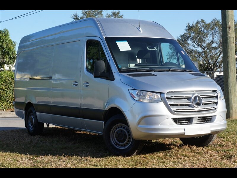 2019 Mercedes-Benz Sprinter 2500  LWB