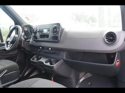 2019 Mercedes-Benz Sprinter 2500 LWB - Photo 31 - Miami, FL 33142