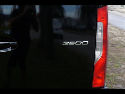 2019 Mercedes-Benz Sprinter 2500 LWB - Photo 17 - Miami, FL 33142