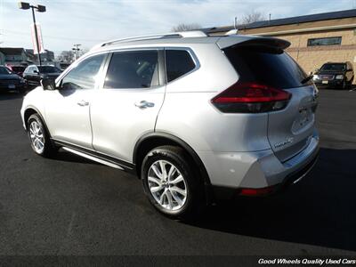 2018 Nissan Rogue SV   - Photo 6 - Glassboro, NJ 08028