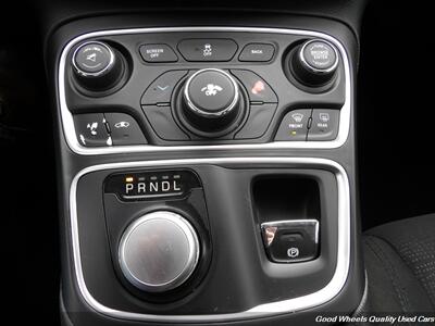 2016 Chrysler 200 Limited   - Photo 18 - Glassboro, NJ 08028