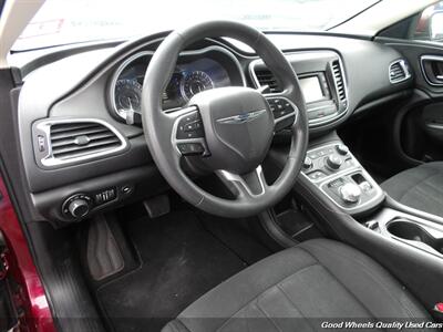 2016 Chrysler 200 Limited   - Photo 11 - Glassboro, NJ 08028