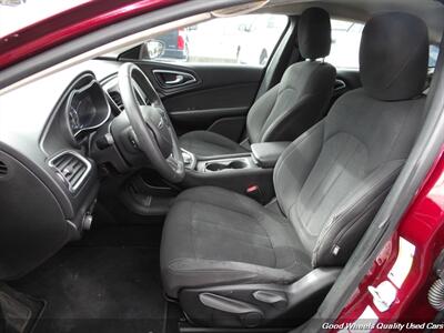 2016 Chrysler 200 Limited   - Photo 12 - Glassboro, NJ 08028
