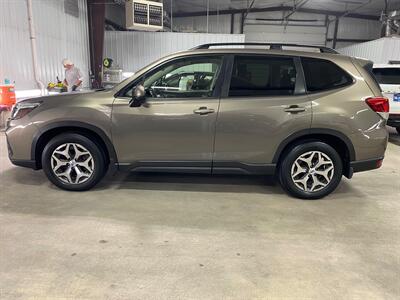 2019 Subaru Forester Premium   - Photo 4 - Metropolis, IL 62960