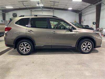 2019 Subaru Forester Premium   - Photo 5 - Metropolis, IL 62960