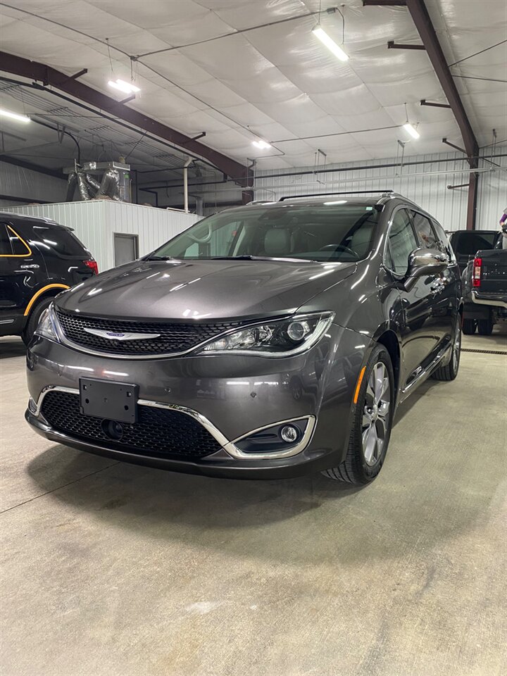 2020 Chrysler Pacifica Limited